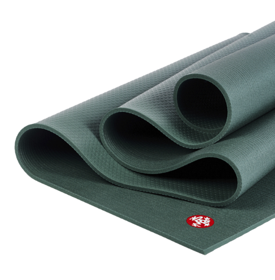 7 Non-toxic and Sustainable Yoga Mat Options That Are Responsibly