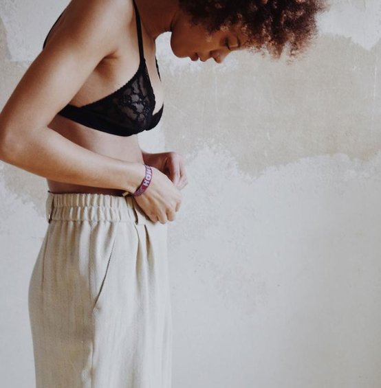 The Best 10 Organic Lingerie Brands for Guilt-Free Intimate Wear (2023)