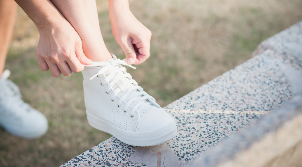 Sustainable on sale white sneakers