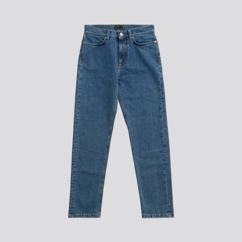 Standard Jeans | Stone Wash